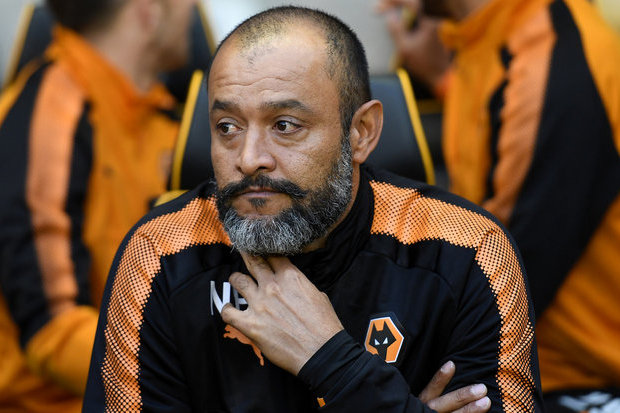 Wolves foi Bravo mas Nuno Espírito Santo está fora da EFL Cup