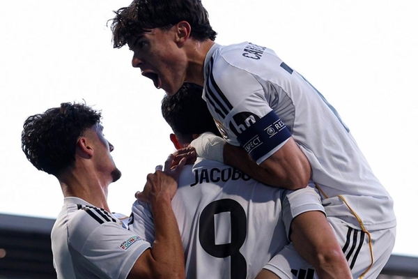 ADN de Reis da Europa de miúdos a graúdos: Real Madrid vence Youth League