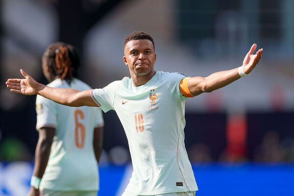 11 participações em golo: Mbappé continua a fazer história e vai atrás do recorde abs...