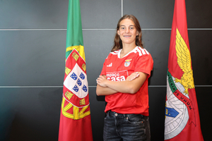 Matilde Matos assina contrato profissional com o Benfica