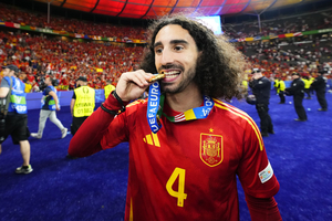 A moeda da sorte: ritual de Cucurella teve toque de ex-Benfica