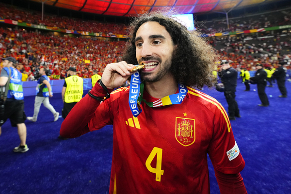 A moeda da sorte: ritual de Cucurella teve toque de ex-Benfica