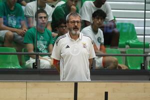 Eduard Castro e o possível registo histórico do Benfica: «Só faz sentido quando a épo...
