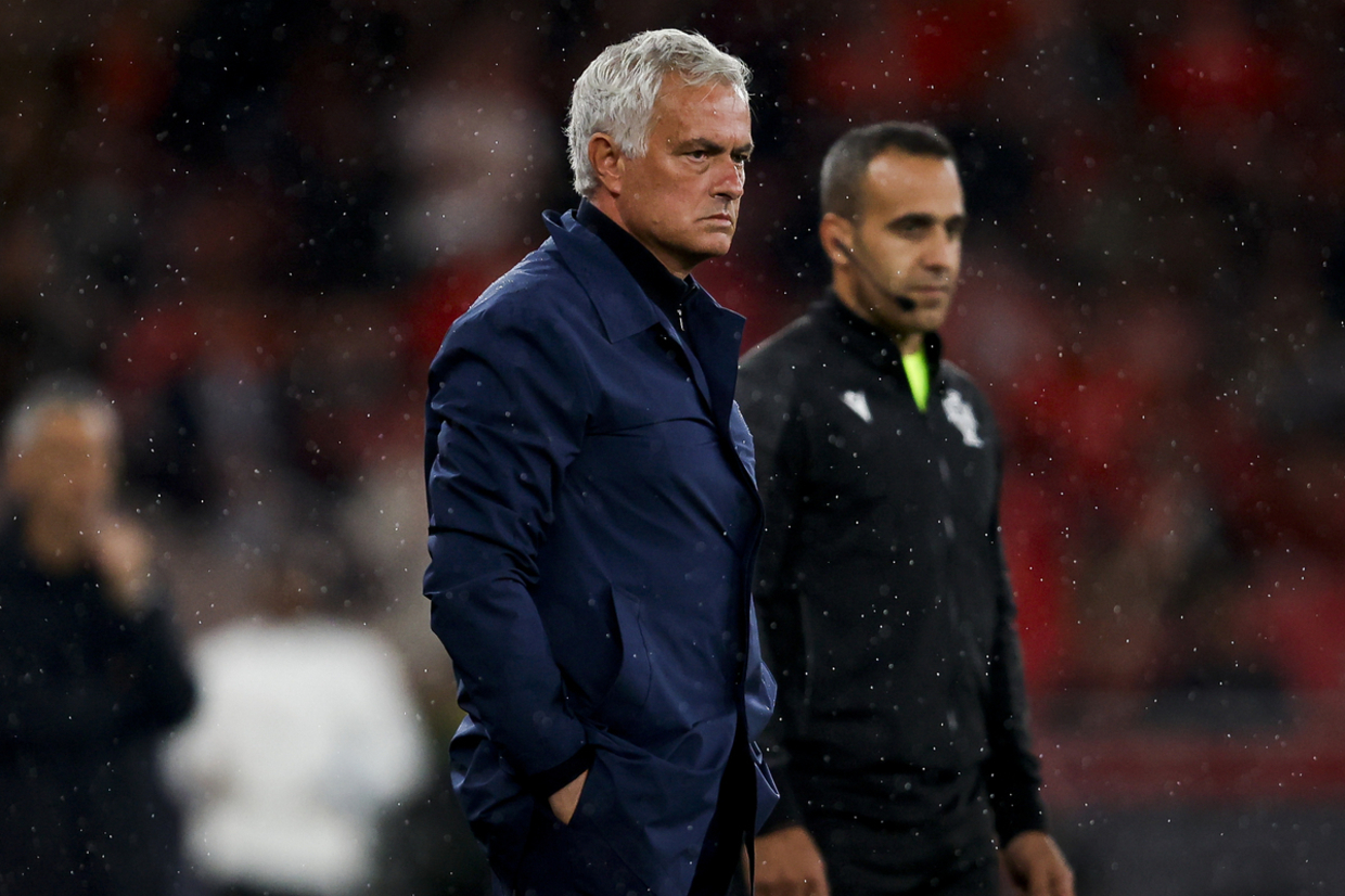 Benfica confirma intenção do Real Madrid de pagar 15 milhões e despede-se de Mourinho