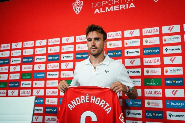André Horta fica em definitivo no Almería