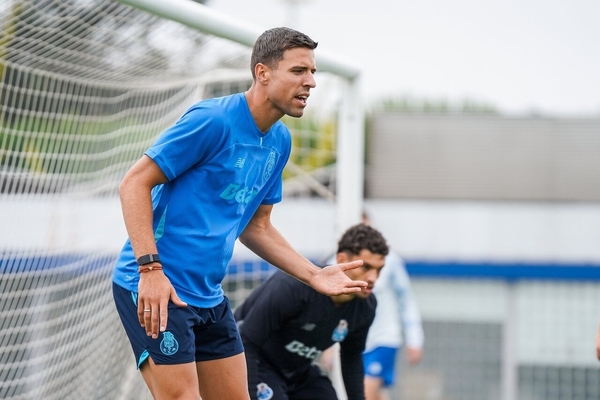 Bednarek: «Continuamos com fome, o nosso objetivo é ganhar troféus»