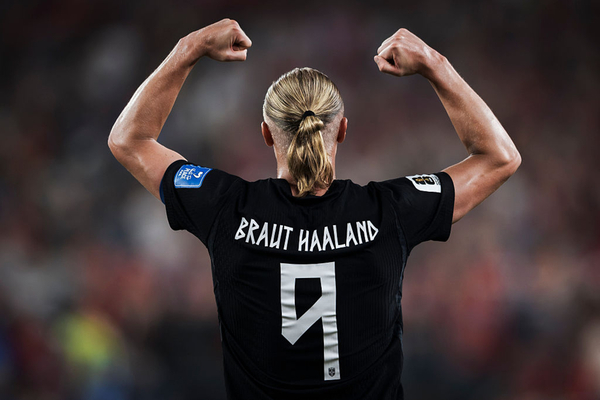 Dois jogos, dois bis: Haaland junta-se a lista ilustre na sua estreia em Mundiais
