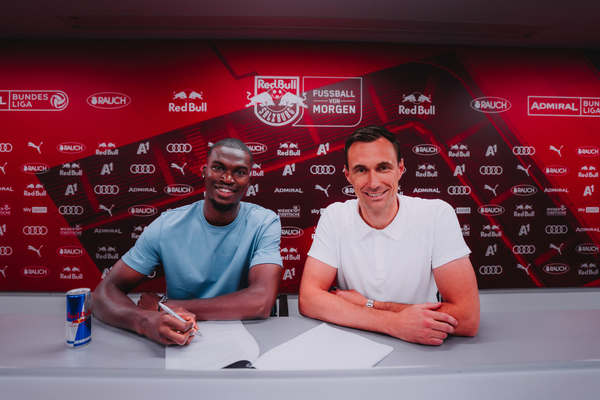 Kévin Bom ruma ao RB Salzburg e rende encaixe milionário ao Estoril