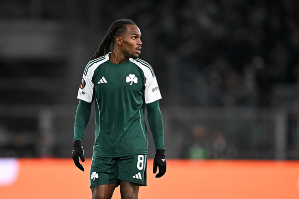 Panathinaikos devolve Renato Sanches ao PSG após um ano de empréstimo