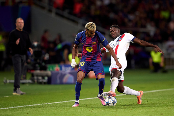 Lamine Yamal e o pesadelo Nuno Mendes: «É muito bom, gosto de jogar contra ele»