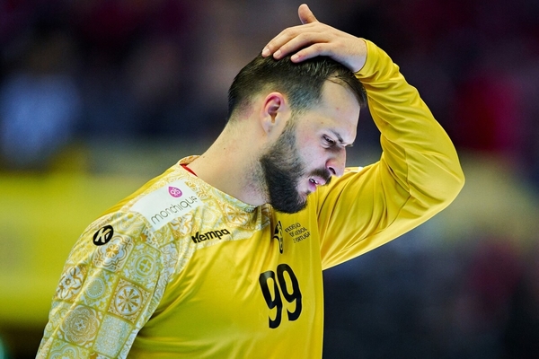 Diogo Valério sagra-se campeão da Grécia pelo Olympiacos