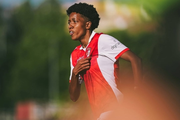 Melany Fortes renova com o SC Braga