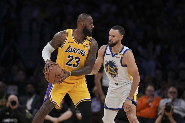 Após oito anos e um título, Lebron James anuncia saída dos LA Lakers
