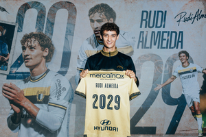 Rudi Almeida estende contrato com o Famalicão até 2029