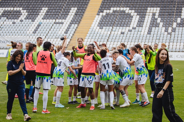 Ucraniano, mas criado por americanos em plena guerra: quem é o adversário do Sporting?