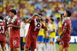 «Não é uma opinião muito popular, mas gosto das pausas a meio de ambas as partes»