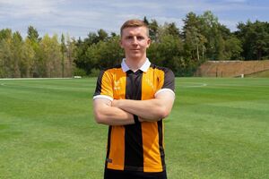 Matt Targett deixa Newcastle e junta-se ao Hull City