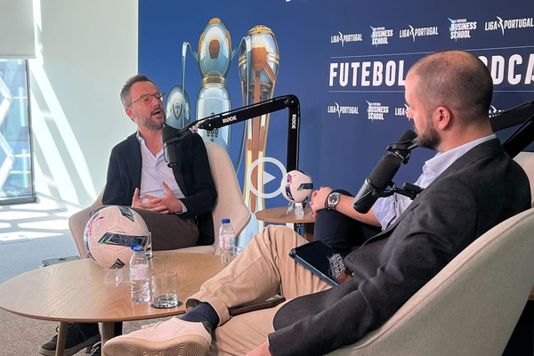 «UEFA e FIFA têm a capacidade de tomar decisões unilaterais e as Ligas é que pagam as ...