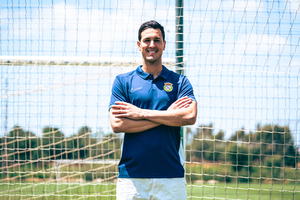Jhonatan Luiz regressa a Portugal para defender baliza do Alverca